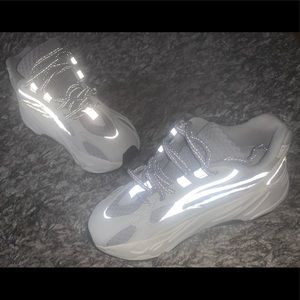 YEEZY STATIC 4SALE! G8 price, accepting offers 💚